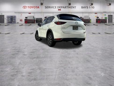 Used 2018 MAZDA CX-5 Touring w/ Preferred Equipment Package AWD/4WD image 8