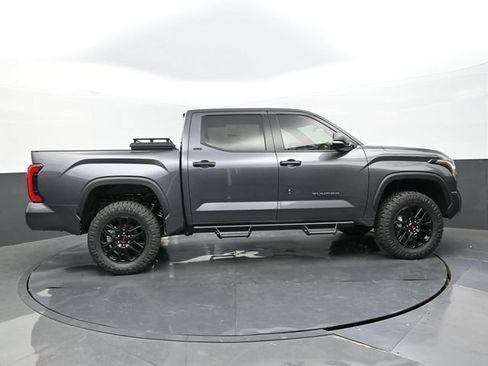 Used 2025 Toyota Tundra SR5 w/ SR5 Convenience Package AWD/4WD image 2
