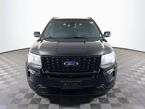 Used 2018 Ford Explorer Sport image 2