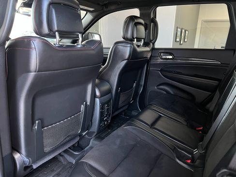 Used 2020 Jeep Grand Cherokee Trailhawk w/ Premium Lighting Group AWD/4WD image 21