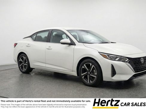 Used 2025 Nissan Sentra SV FWD image 1
