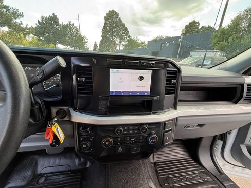 Used 2023 Ford F250 XL w/ XL Off-Road Package AWD/4WD image 31