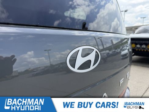 New 2026 Hyundai Santa Fe SE AWD/4WD image 9