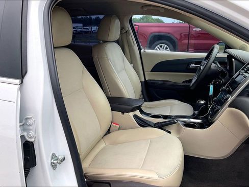 Used 2015 Chevrolet Malibu LT w/ Power Convenience Package FWD image 30