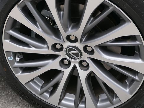 Used 2020 Lexus ES 350 w/ Premium Package FWD image 11