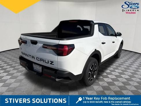 Used 2024 Hyundai Santa Cruz SE FWD image 6
