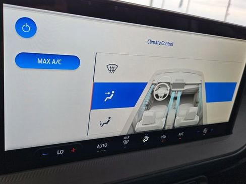 New 2025 Ford Maverick XL image 23