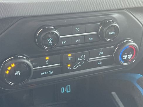 Used 2022 Ford Bronco Black Diamond image 20