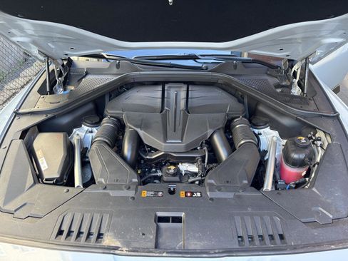 Used 2025 Genesis GV80 3.5T e-SC AWD/4WD image 33