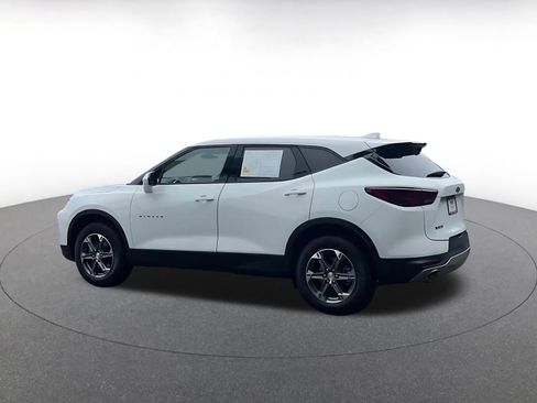 Used 2025 Chevrolet Blazer LT FWD image 10