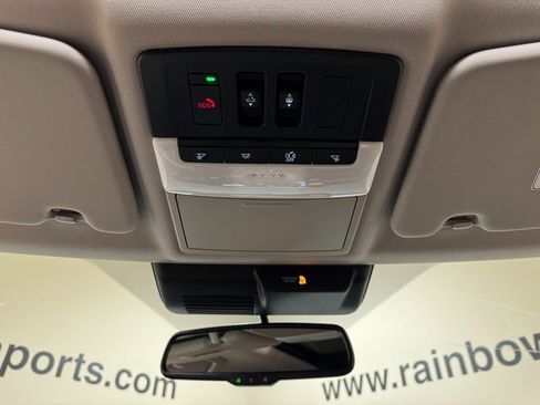 Used 2024 Mitsubishi Outlander 4WD Plug-In Hybrid image 21