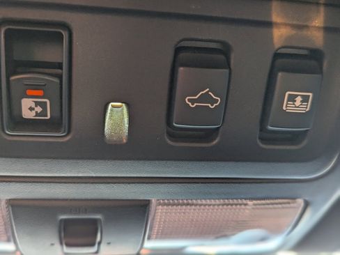 Used 2021 Nissan Titan PRO-4X w/ Pro-4x Convenience Package image 25