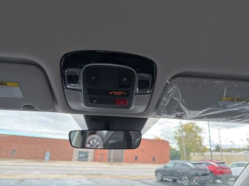 New 2026 Hyundai Tucson SE image 19