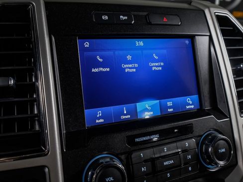 Used 2021 Ford F350 Lariat w/ Lariat Value Package image 24