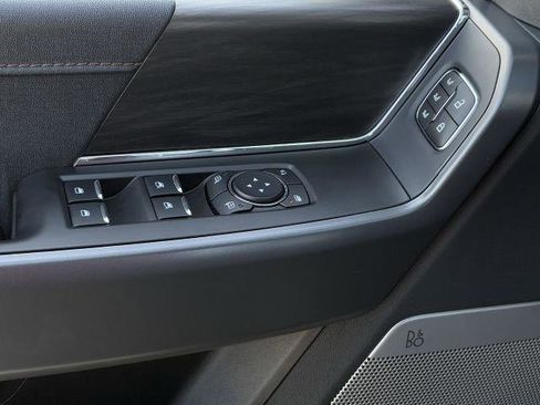 New 2025 Ford F150 Lariat w/ Equipment Group 501A Mid image 24