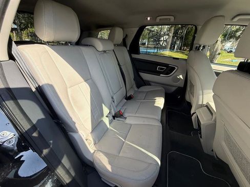 Used 2019 Land Rover Discovery Sport SE AWD/4WD image 15