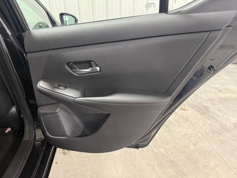 Used 2022 Nissan Sentra SV w/ All-Weather Package image 9