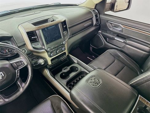 Used 2019 RAM 1500 Laramie image 24