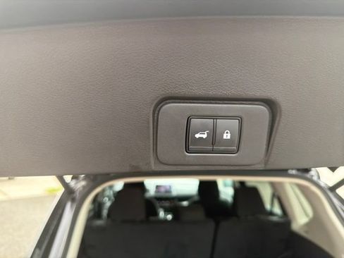 Used 2024 Nissan Rogue SV AWD/4WD image 22