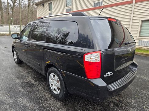Used 2009 Kia Sedona LX image 5