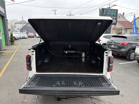 Used 2014 Ford F150 Platinum image 13