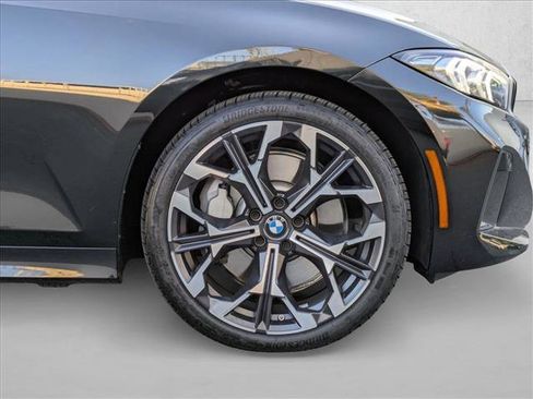 Used 2025 BMW 330i Sedan w/ Convenience Package image 23