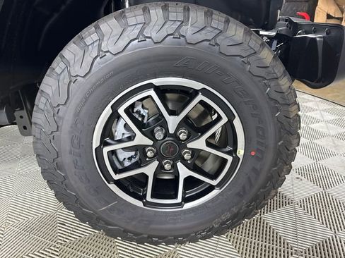 New 2026 Jeep Wrangler Unlimited Rubicon w/ Technology Group image 7