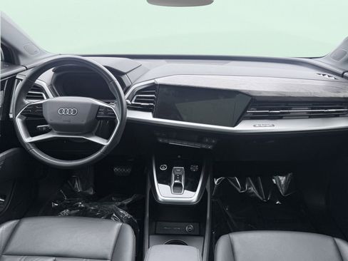 Used 2023 Audi Q4 e-tron Premium Plus w/ Premium Plus image 21