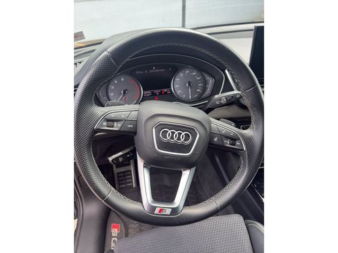 Used 2023 Audi SQ5 Premium w/ Convenience Package AWD/4WD image 4