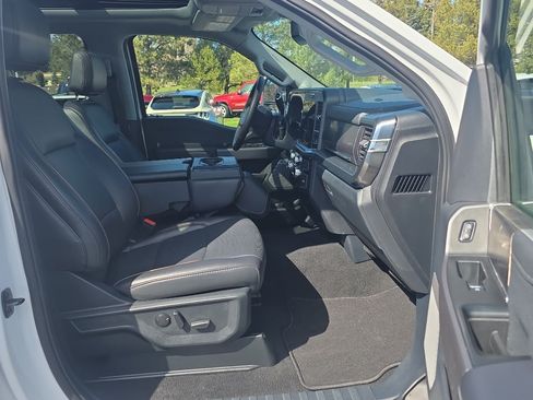 Certified 2025 Ford F350 Lariat w/ Camper Package AWD/4WD image 9
