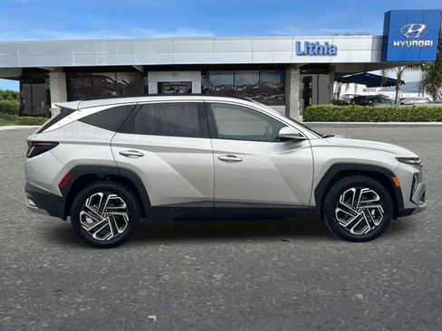 New 2026 Hyundai Tucson Limited image 8