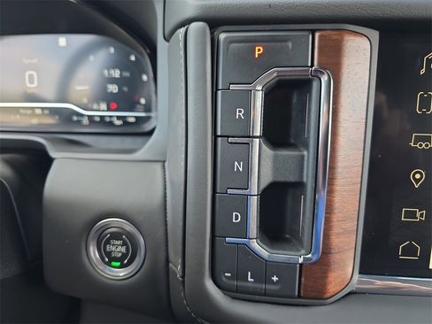 Used 2023 GMC Yukon XL Denali Ultimate image 22