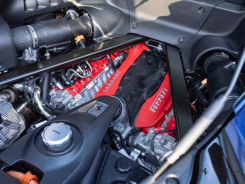 Certified 2023 Ferrari SF90 Stradale image 9