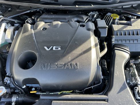 Used 2023 Nissan Maxima Platinum w/ Sport Mat Group image 9