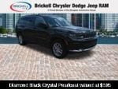 Used 2023 Jeep Grand Cherokee L Laredo
