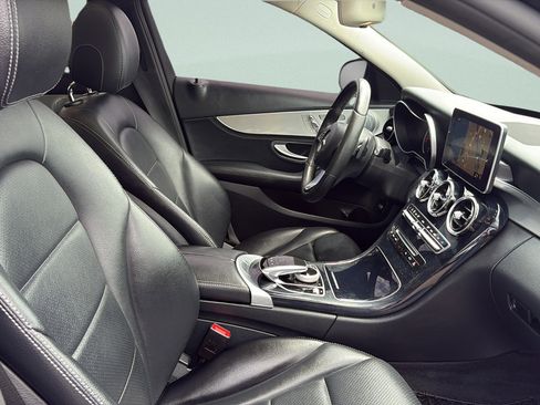 Used 2016 Mercedes-Benz C 300 4MATIC Sedan image 15