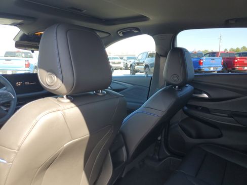 New 2026 Buick Envista Sport Touring w/ Convenience I Package image 8