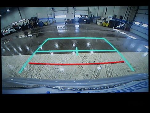 Used 2021 Toyota Corolla LE w/ Carpet Mat Package (TMS) image 18