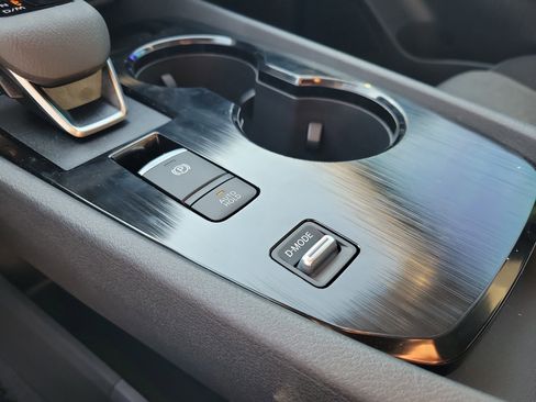New 2026 Nissan Rogue SV w/ Cold Weather Package FWD image 34