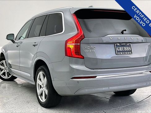 Used 2024 Volvo XC90 B5 Core w/ Protection Package Premier image 17