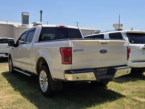 Used 2016 Ford F150 Lariat w/ Equipment Group 501A Mid AWD/4WD image 4