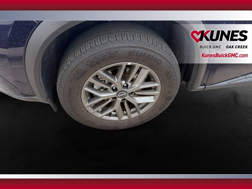Used 2026 Nissan Rogue SV AWD/4WD image 13