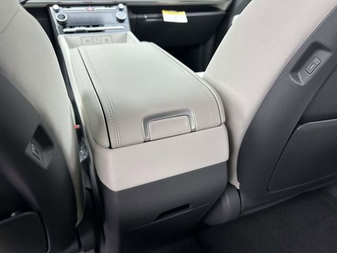 New 2026 Hyundai Santa Fe SE image 11
