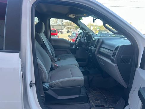 Used 2019 Ford F250 XL w/ STX Appearance Package image 6