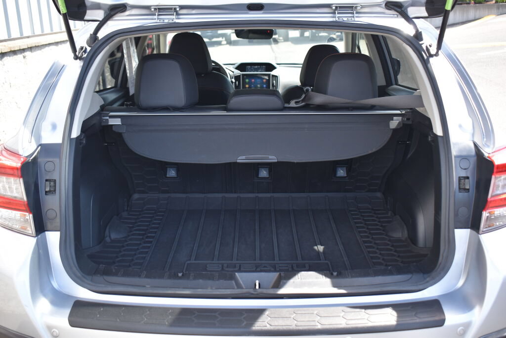 Used 2020 Subaru Crosstrek 2.0i Limited w/ Moonroof Package w/Navigation AWD/4WD image 21