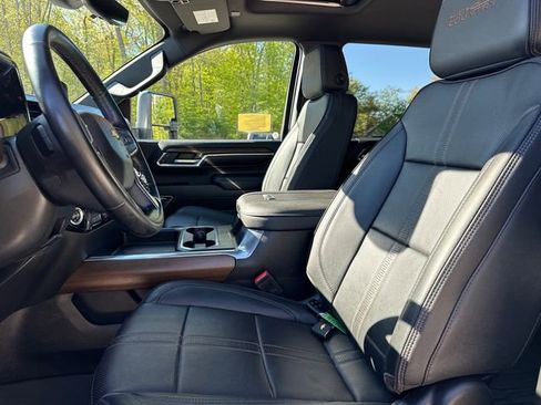 Used 2024 Chevrolet Silverado 2500 High Country w/ Technology Package AWD/4WD image 42