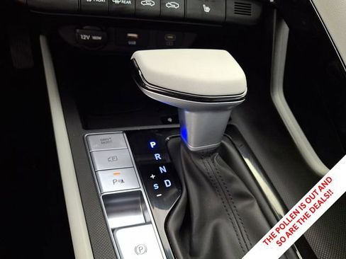Certified 2024 Hyundai Elantra Limited FWD image 21