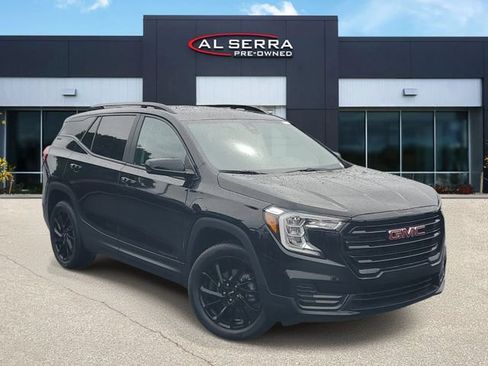 Certified 2023 GMC Terrain SLE w/ Driver Convenience Package AWD/4WD image 1