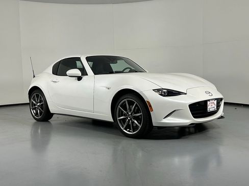 Used 2023 MAZDA MX-5 Miata Grand Touring w/ Weather Package image 5