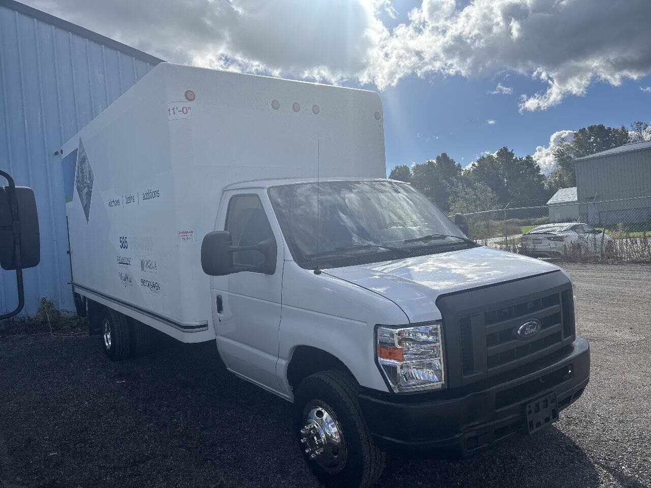 Used 2018 Ford E-350 and Econoline 350 Super Duty RWD image 10